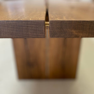 Ingeniørbordet - Egetræs plankebord - Spisebord - Røget eg
